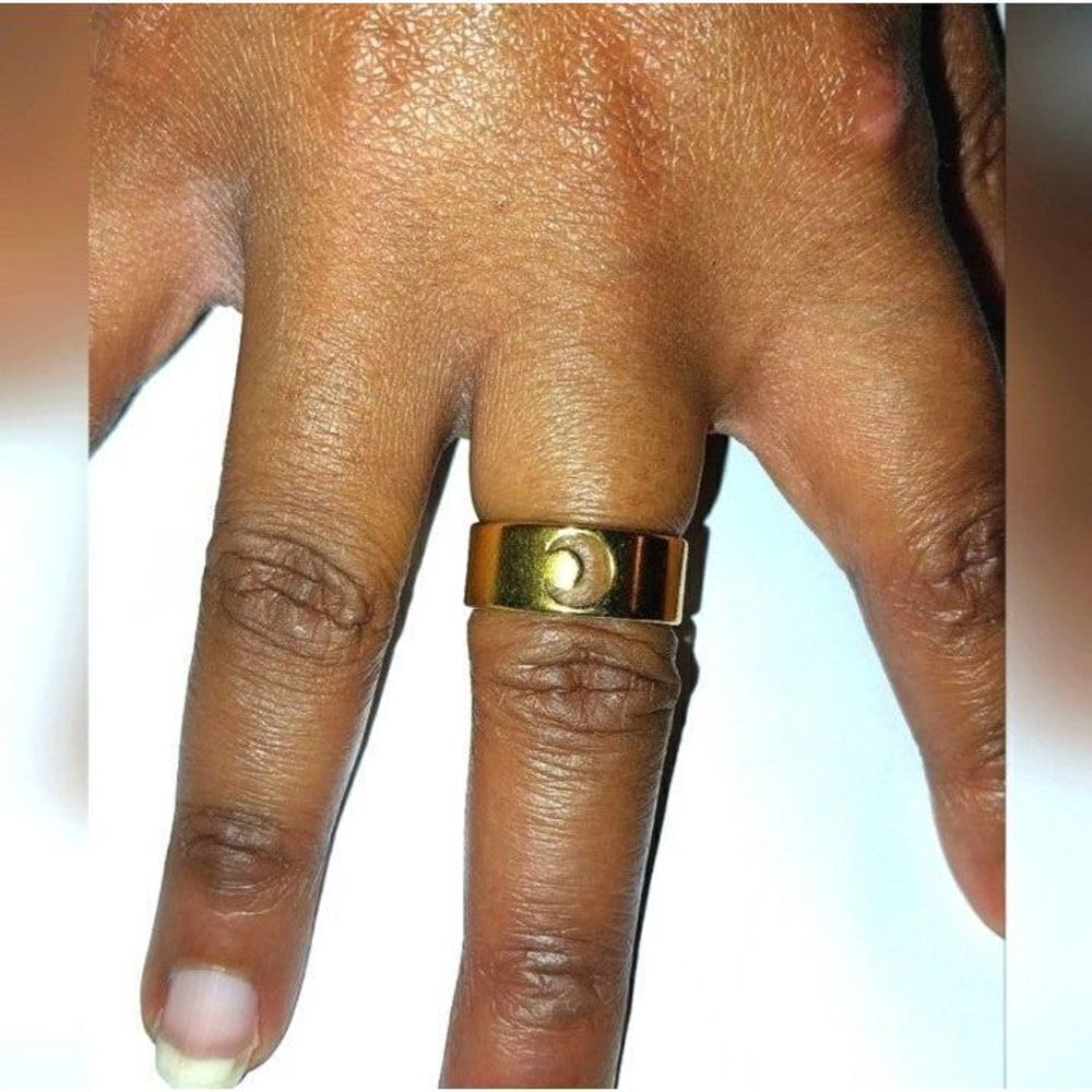 Super cute half moon gold tone unisex ring